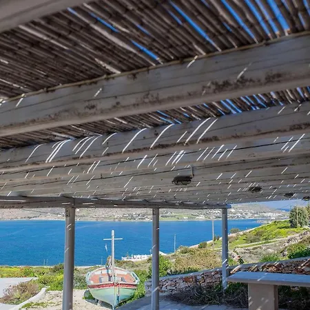 Paradiso Bay Naousa (Paros)