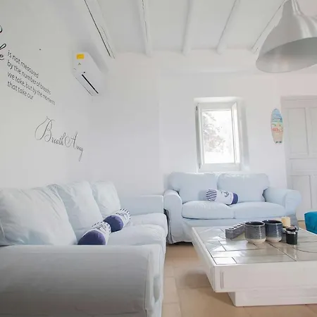 Paradiso Bay Naousa (Paros)