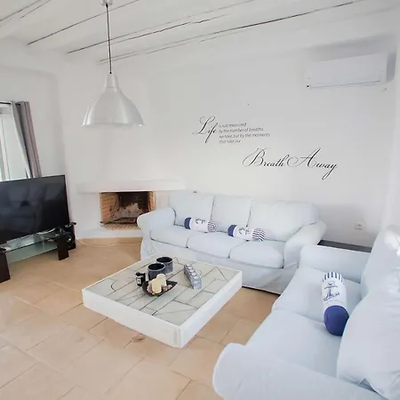 Paradiso Bay Villa